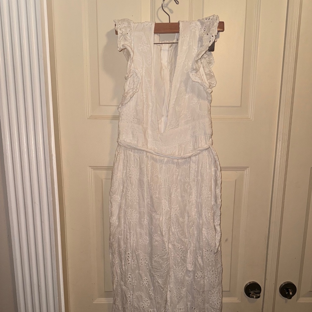 Chantilly lace midi dress